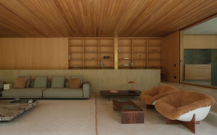 Rua Polônia House by Gabriel Kogan and Guilherme Pianca