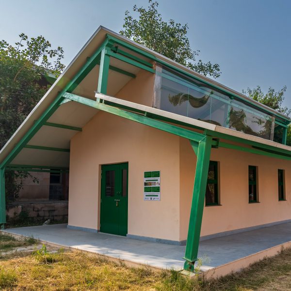 School in India made from Sugarcrete by University of East London researchers
