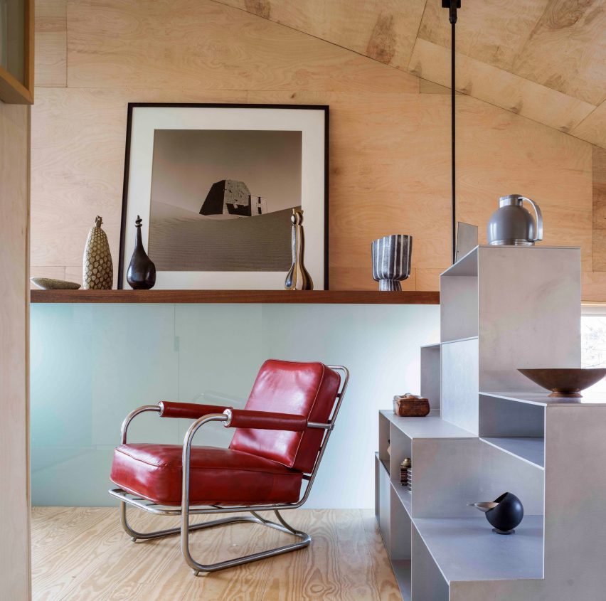 Steven Holl L-House