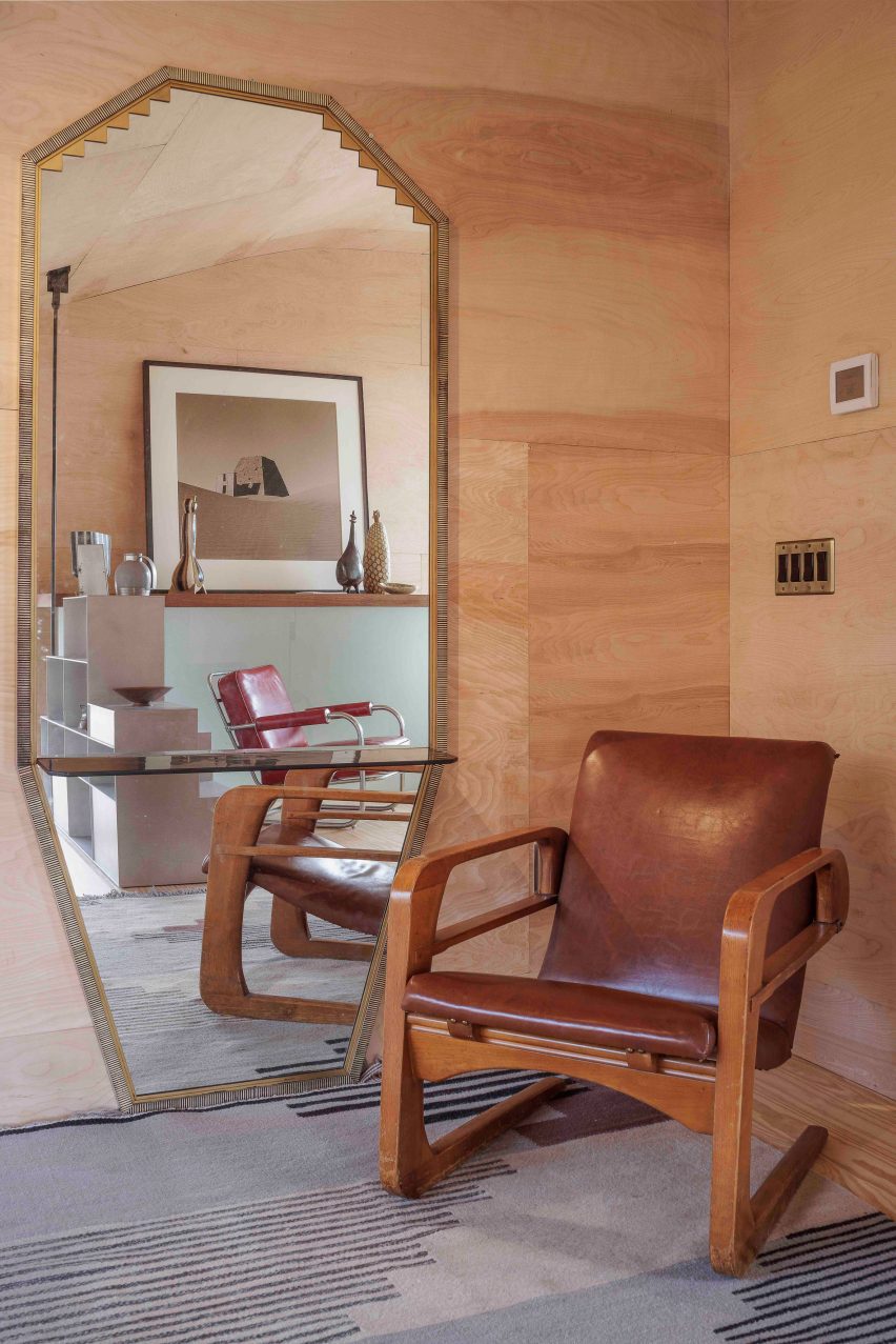 Steven Holl L-House