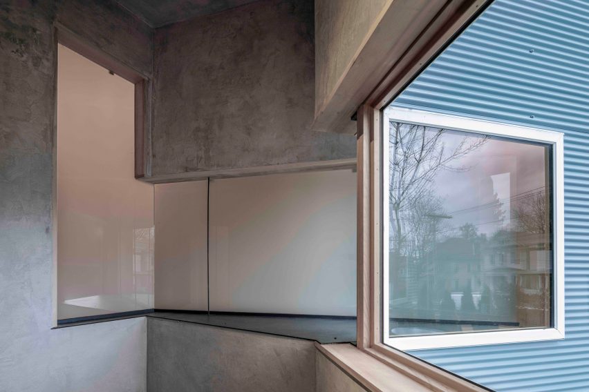 Steven Holl L-House