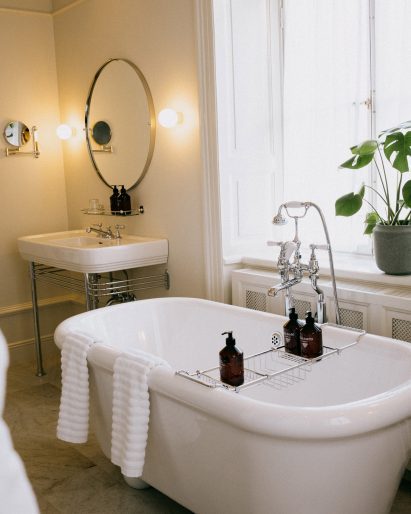 Lefroy Brooks bathroom fixtures