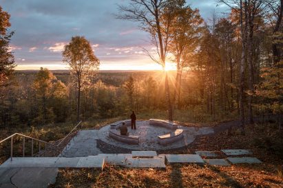 A gathering circle for watching the sunrise