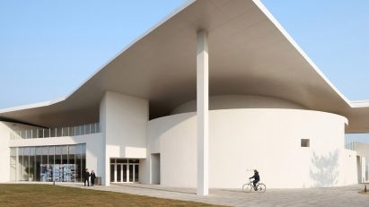 Tide's Echo Hall by Trace Architecture Office