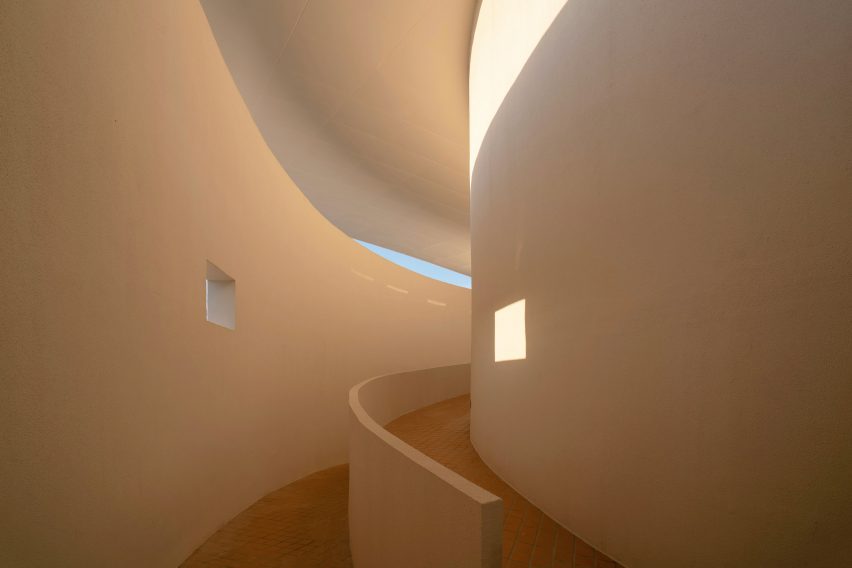 Tide's Echo Hall by Trace Architecture Office