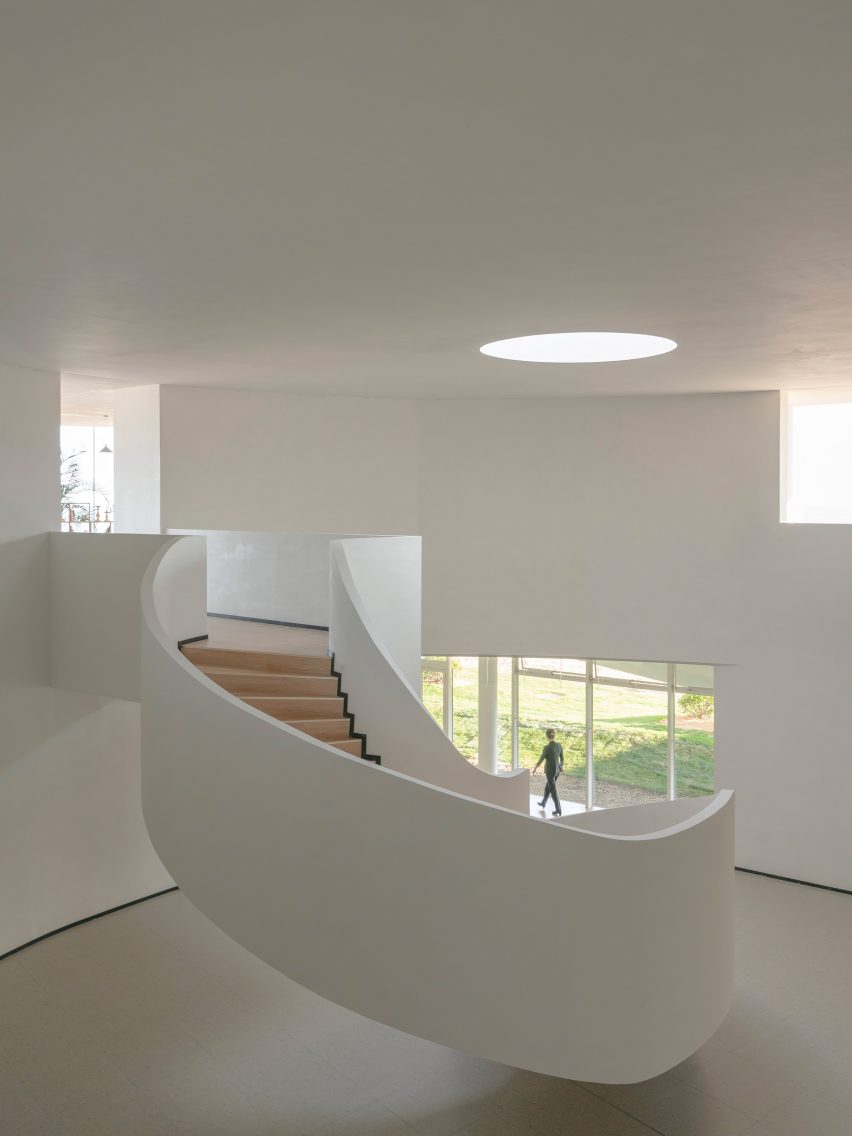 Tide's Echo Hall by Trace Architecture Office