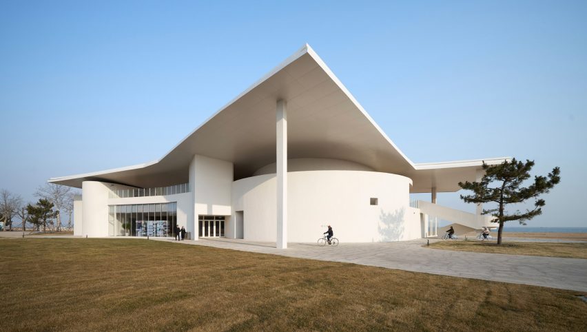 Tide's Echo Hall by Trace Architecture Office