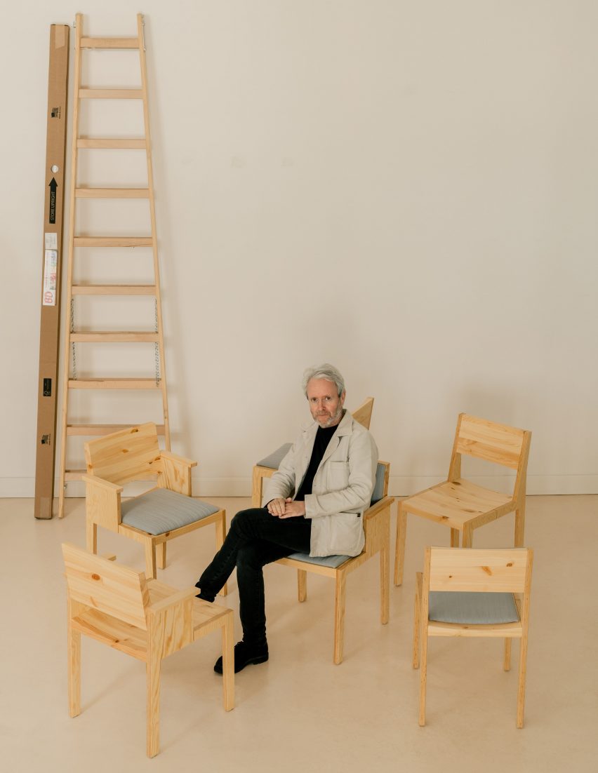 Upholstered Maasto chair