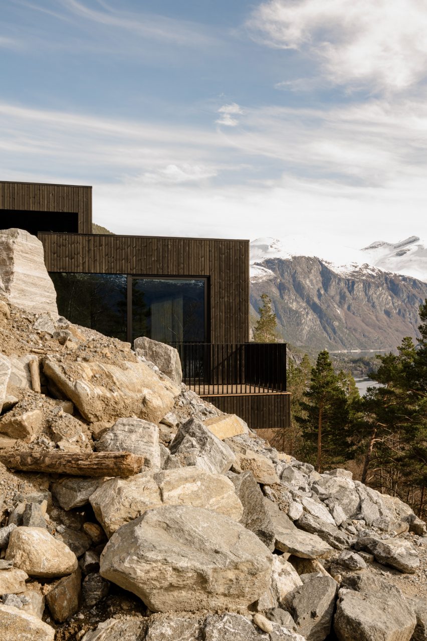 18-07 Holiday Home by Office Inainn