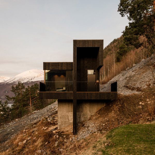 18-07 Holiday Home by Office Inainn