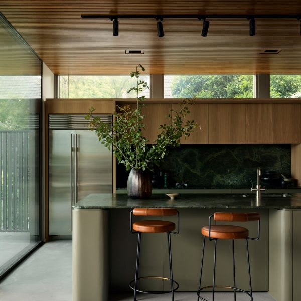 Balmain East House by Studio Johnston