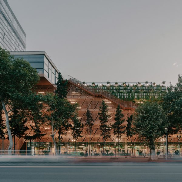 Multifunctional Landmark on the Riverbank by Studio 9