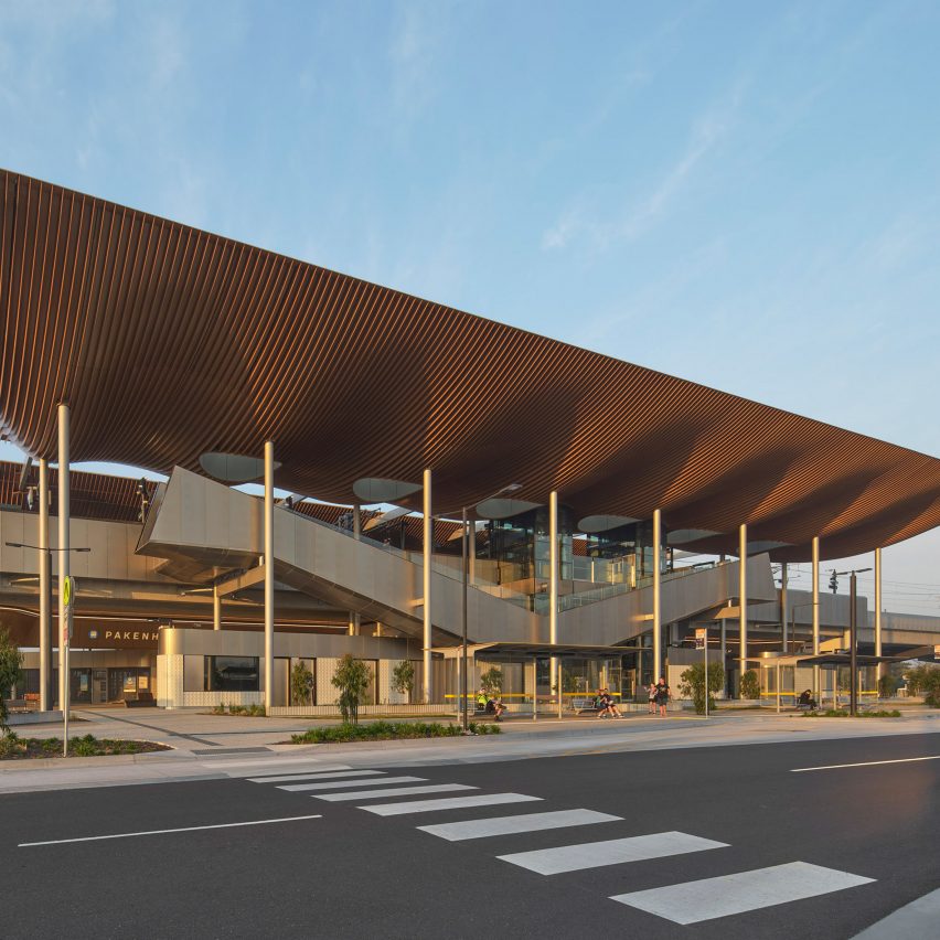 Pakenham Station by Genton