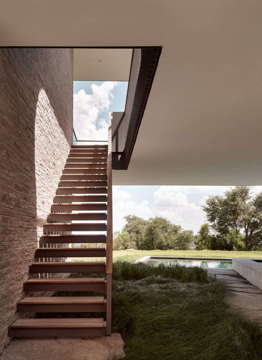 City Park Residence by Alterstudio Architecture