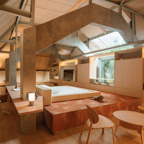 Attic Above Garden by RAD+ar