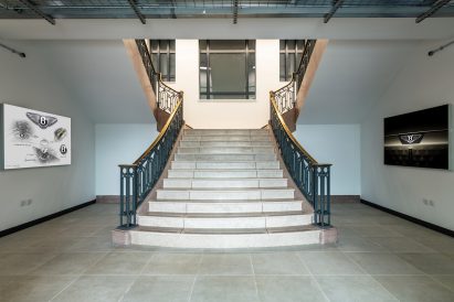 Art deco staircase