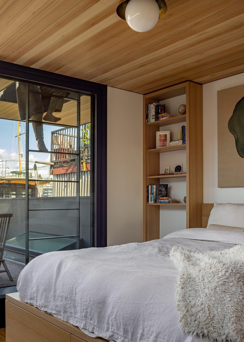 Blatto Boat bedroom