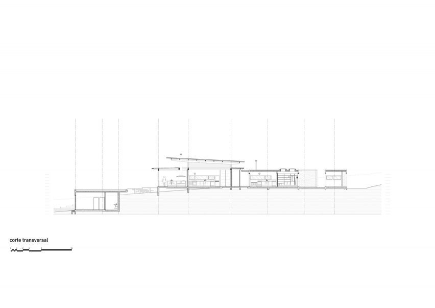 Cross section of Jurumirim House by Nitsche Arquitetos