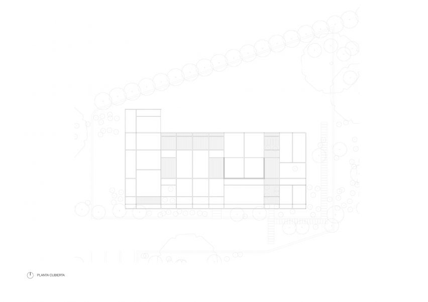 Paralelo Transversal Chilean Courtyard house