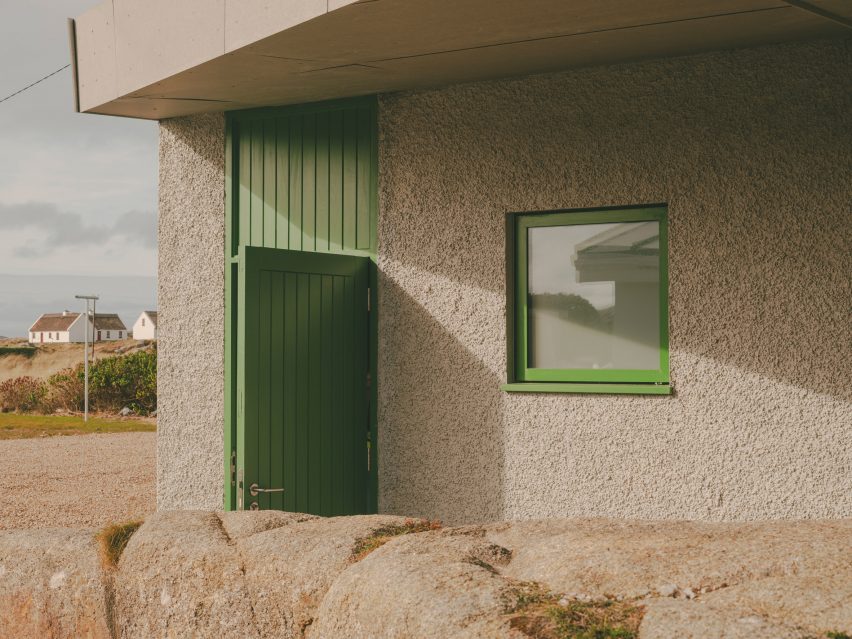 Cruit Island house by Pasparakis Friel