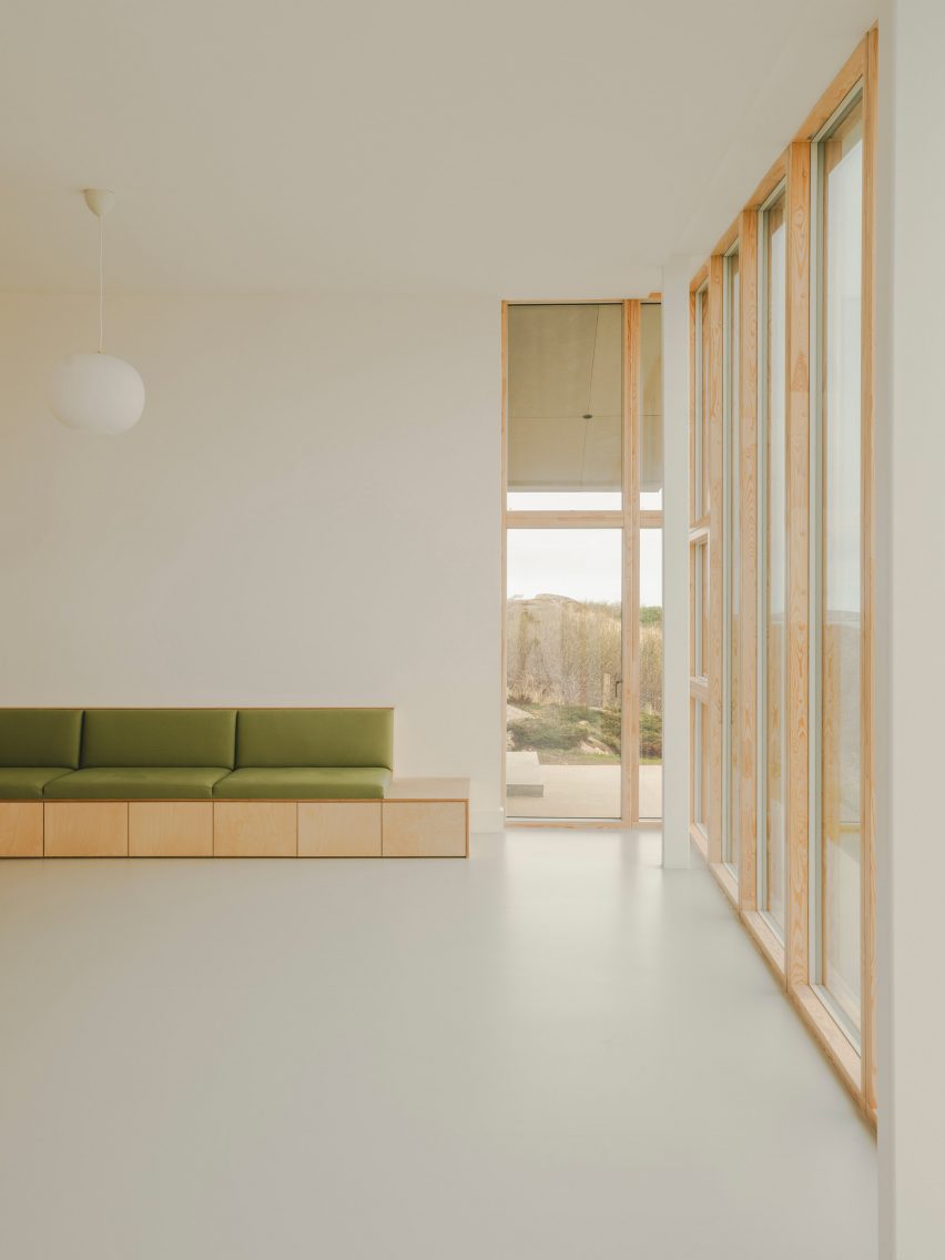Cruit Island house by Pasparakis Friel