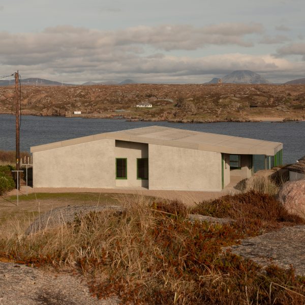 Cruit Island house by Pasparakis Friel