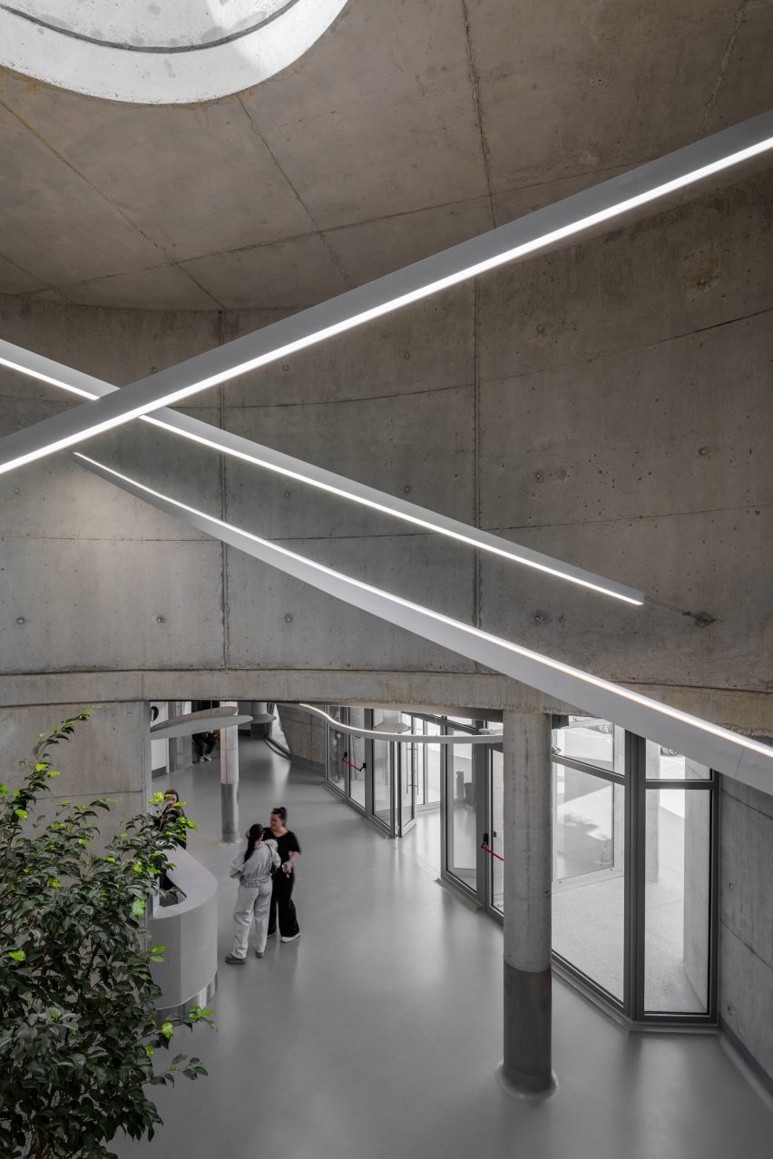 Vet hospital in Albania by Davide Macullo Architects