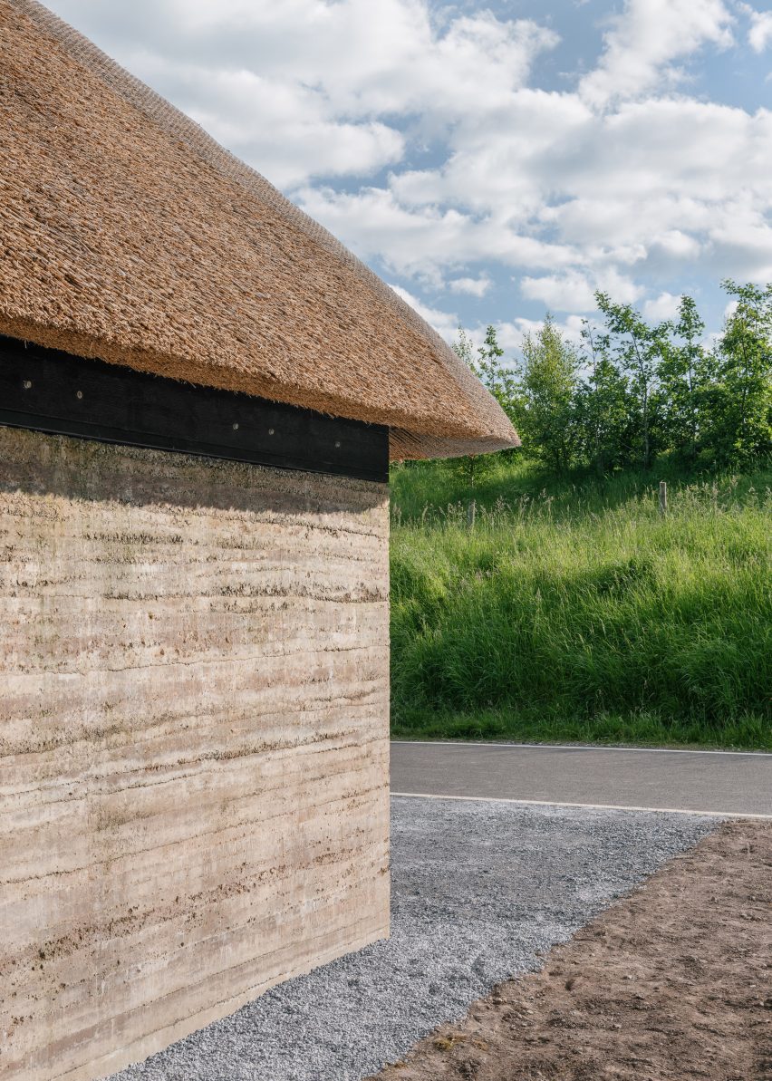 Dem Talamh rammed-earth shelter by Fuinneamh Workshop Architects