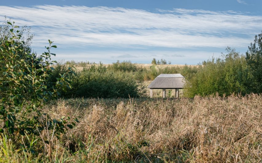 Dem Talamh rammed-earth shelter by Fuinneamh Workshop Architects