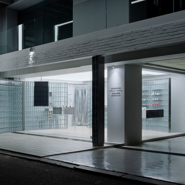 Glow Flagship Store by Indiesalon