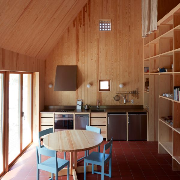 Hee House by Studio Ellsinger