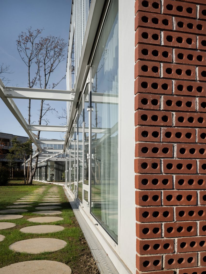 Perforated brick and metal house in Zagreb
