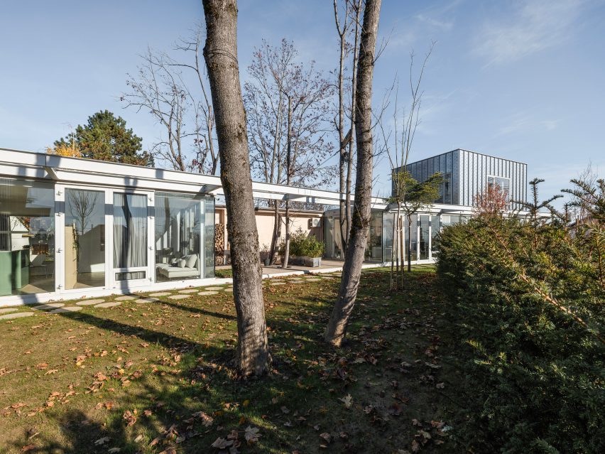 Double Villa Bukovac house in Zagreb by Njiric+ Arhitekti
