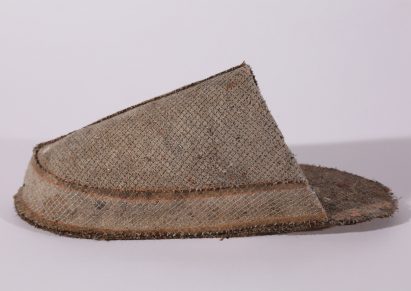 Dust slippers by Rahat Rai