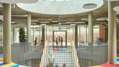 Frič Brothers Elementary School by Atelier 6