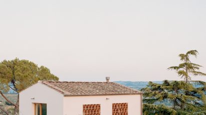 Exterior of Fienile N by Fōntego Architettura