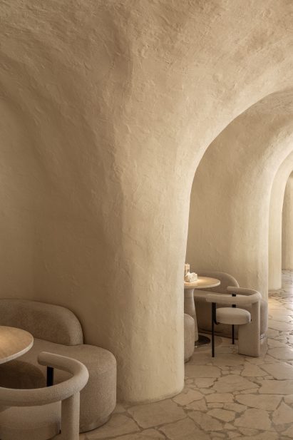 Grybova Hata restaurant in Ukraine by YOD Group
