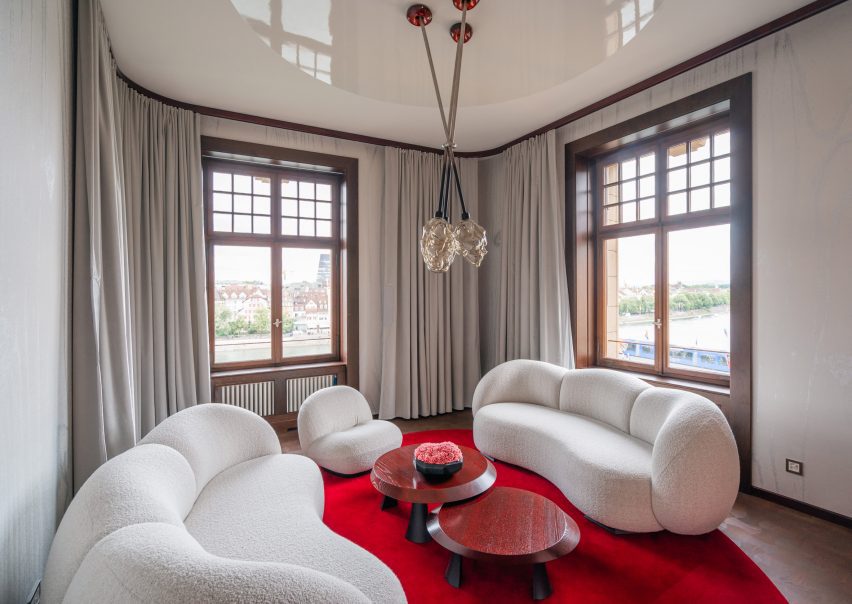 Les Trois Rois hotel by Herzog & de Meuron