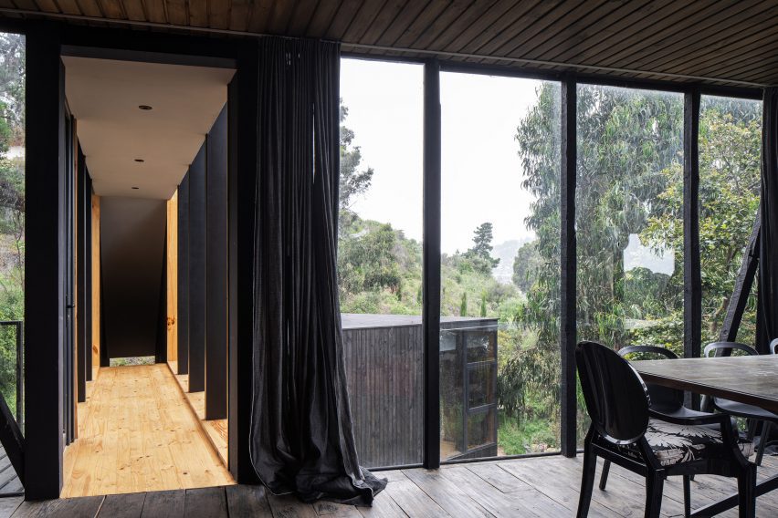 Ignacio Correa Tripe Heights House