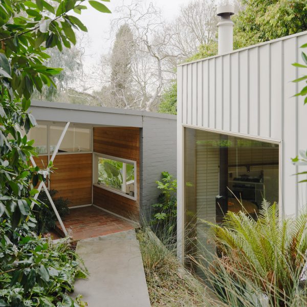 Coil House by Karen Abernethy Interiors and Architecture