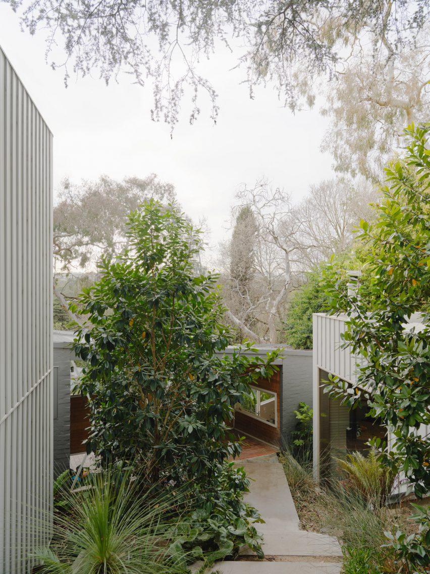 Coil House by Karen Abernethy Interiors and Architecture