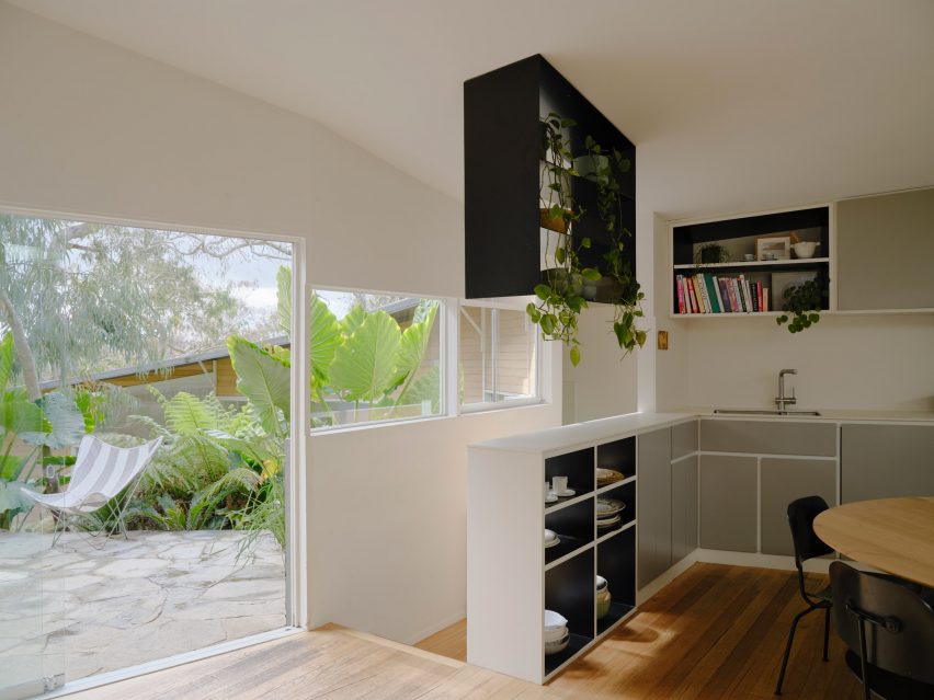 Coil House by Karen Abernethy Interiors and Architecture