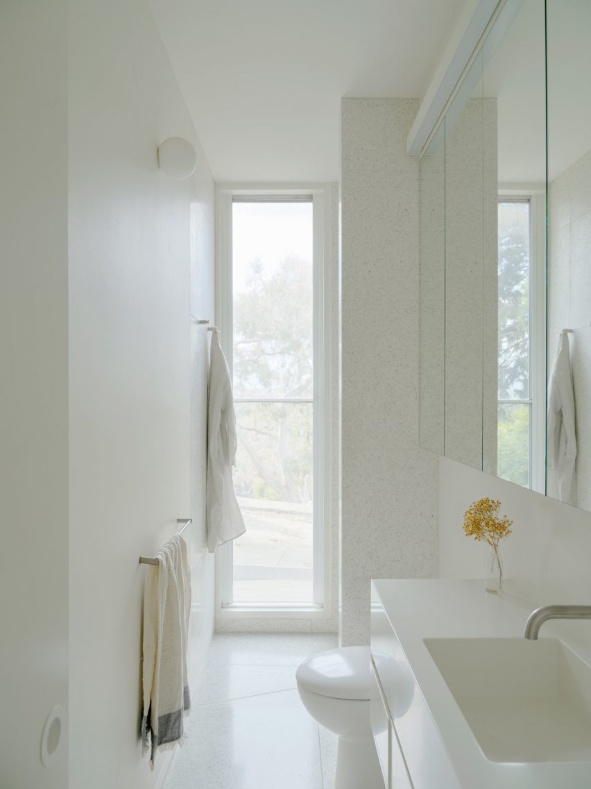 Coil House by Karen Abernethy Interiors and Architecture