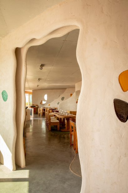 Entrance to Teos restaurant