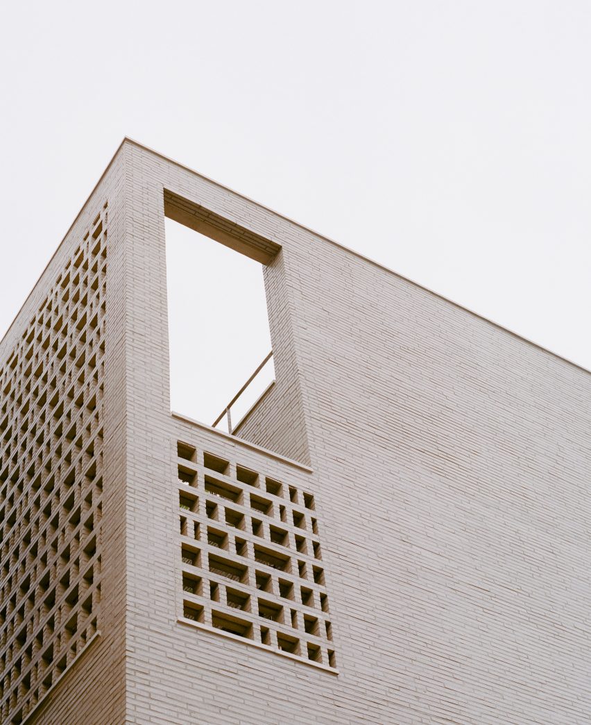 Raw House by Order Matter