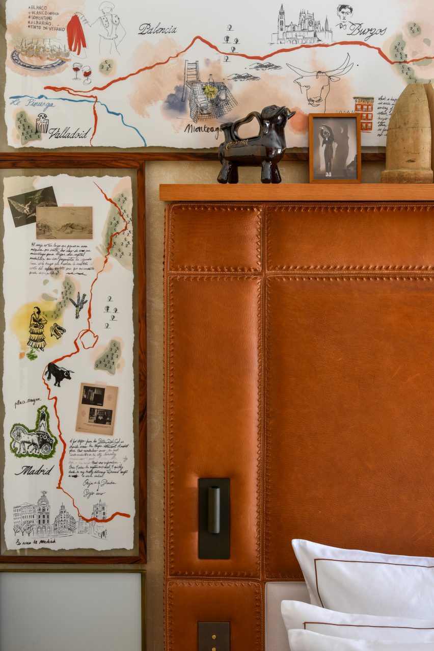 Headboard with illustrations