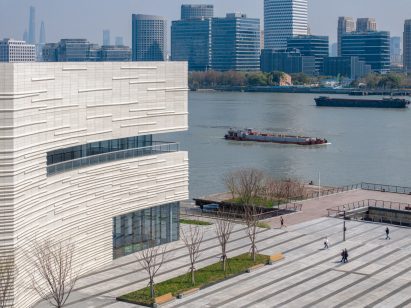 West Bund Grand Theatre by Schmidt Hammer Lassen
