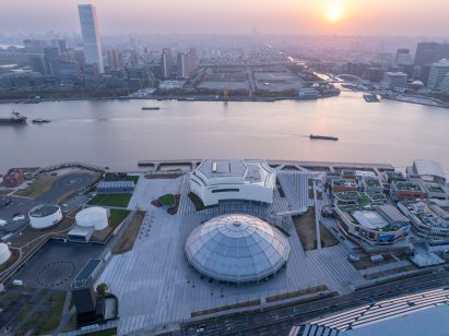 West Bund Grand Theatre by Schmidt Hammer Lassen
