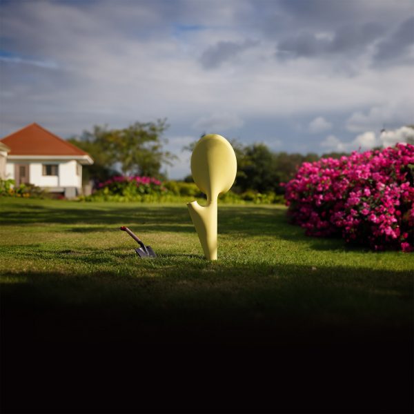 Soli garden light by Milú Brunell
