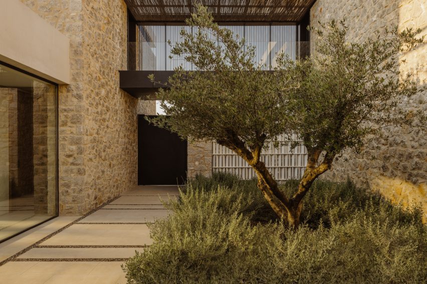 Southwand House by K-Studio